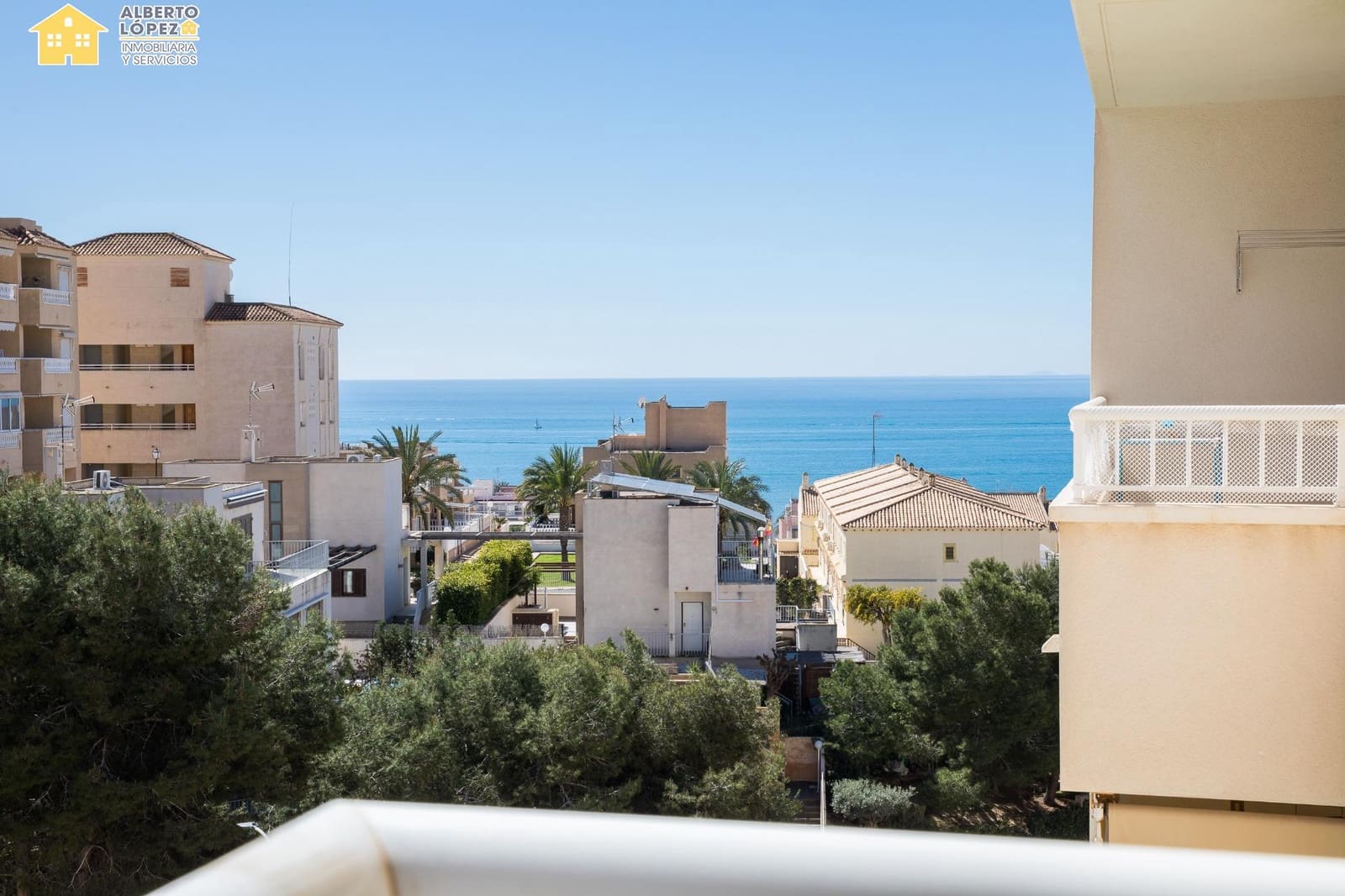 2 Zimmer Penthouse zu verkaufen in Santa Pola mit Pool Garage - 325.000 € (Ref: 9799391)