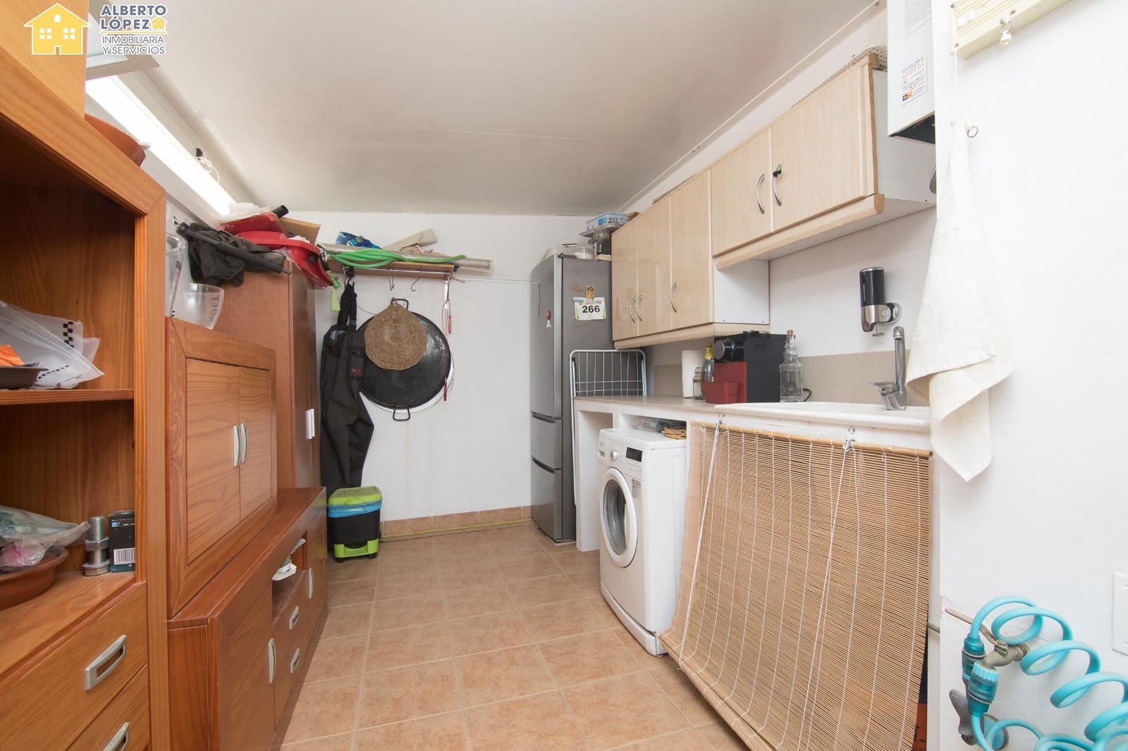 2 bedroom Penthouse for sale in Santa Pola with pool garage - € 315,000 (Ref: 9799391)