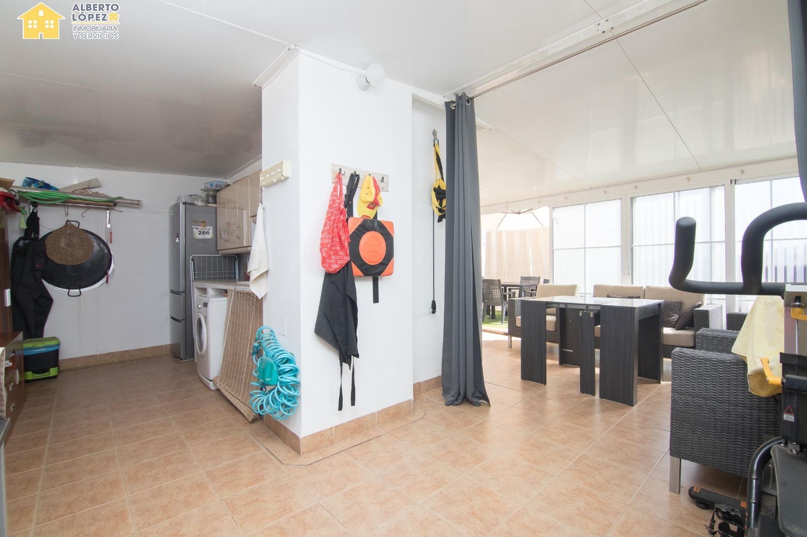 2 bedroom Penthouse for sale in Santa Pola with pool garage - € 315,000 (Ref: 9799391)