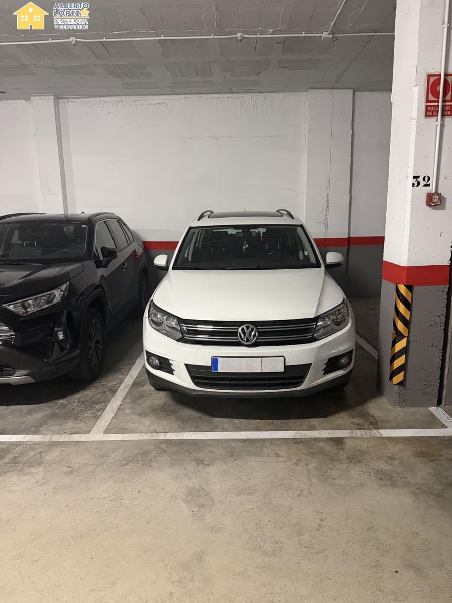 Garage for sale in Elche / Elx - € 15,600 (Ref: 9829271)
