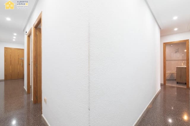 3 soveværelse Lejlighed til salg i El Altet, Elche / Elx - € 182.000 (Ref: 9846522)