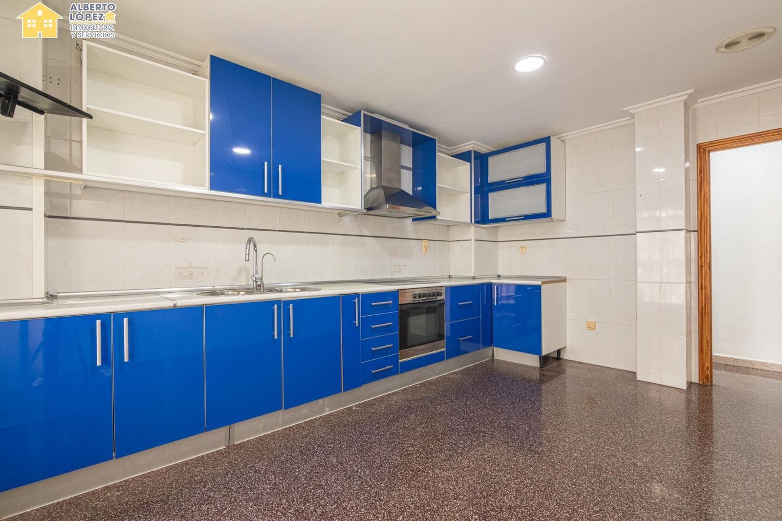 3 bedroom Flat for sale in El Altet - € 182,000 (Ref: 9846522)