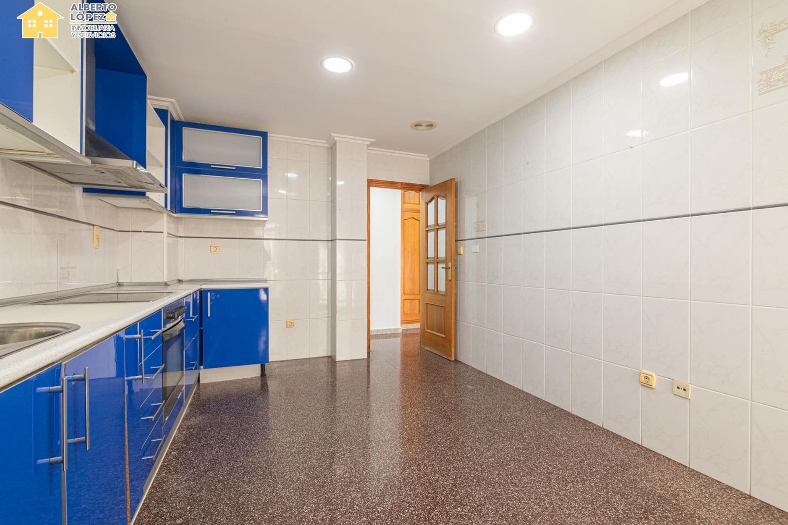 3 bedroom Flat for sale in El Altet - € 182,000 (Ref: 9846522)