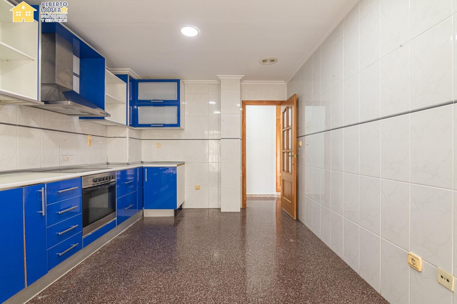 3 bedroom Flat for sale in El Altet - € 182,000 (Ref: 9846522)