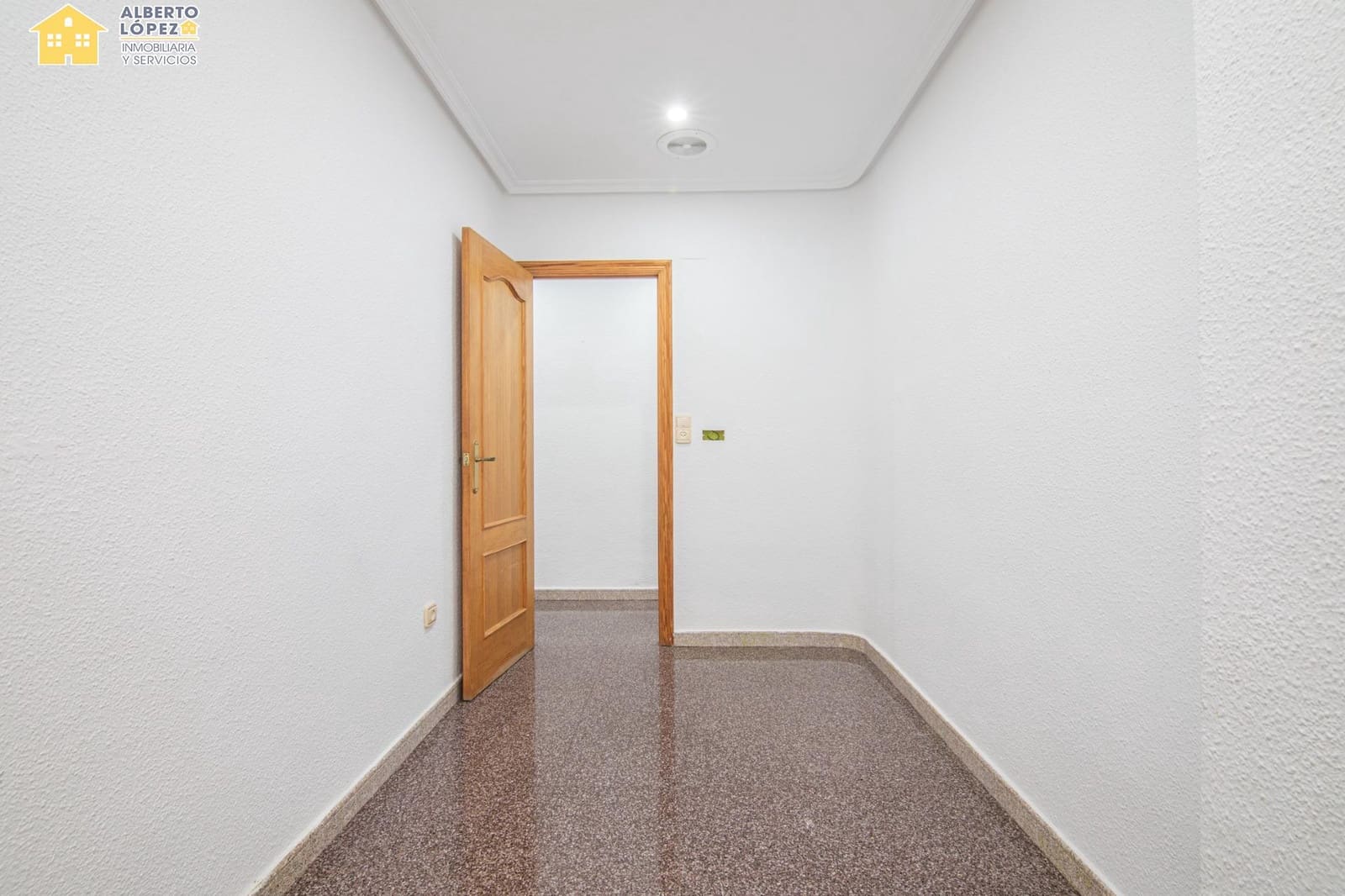 3 bedroom Flat for sale in El Altet - € 182,000 (Ref: 9846522)