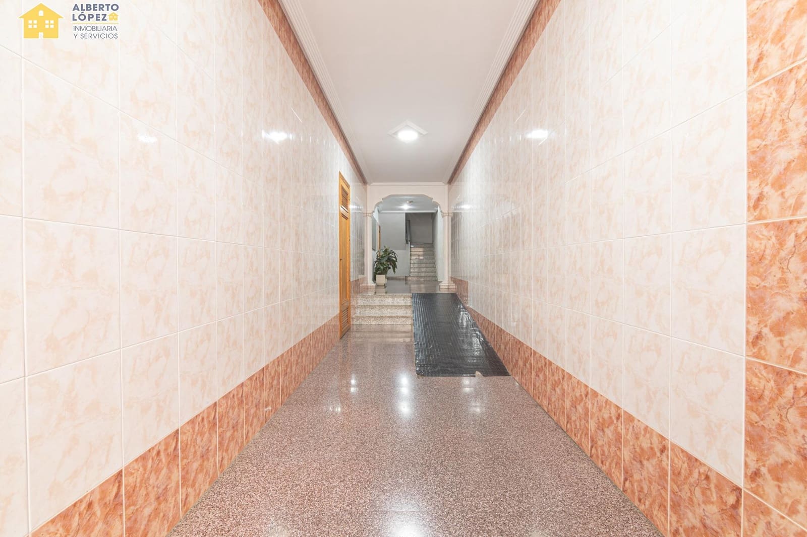 3 bedroom Flat for sale in El Altet - € 182,000 (Ref: 9846522)