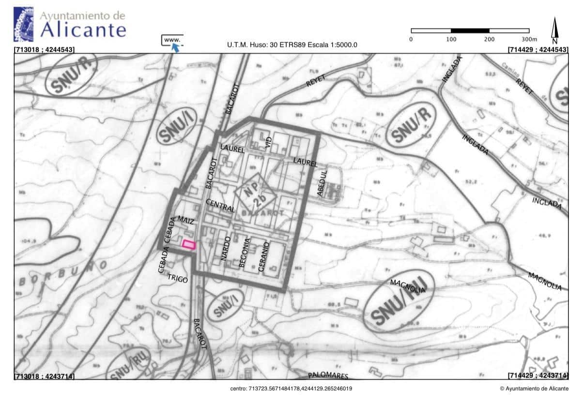 Tomt till salu i Alicante stad - 300 000 € (Ref: 9860208)