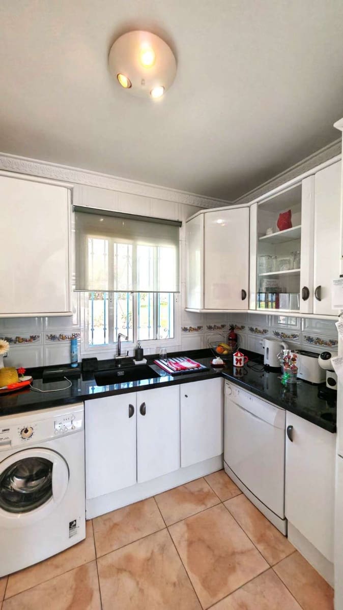 3 bedroom Terraced Villa for sale in Torrox with pool - € 399,000 (Ref: 10031564)