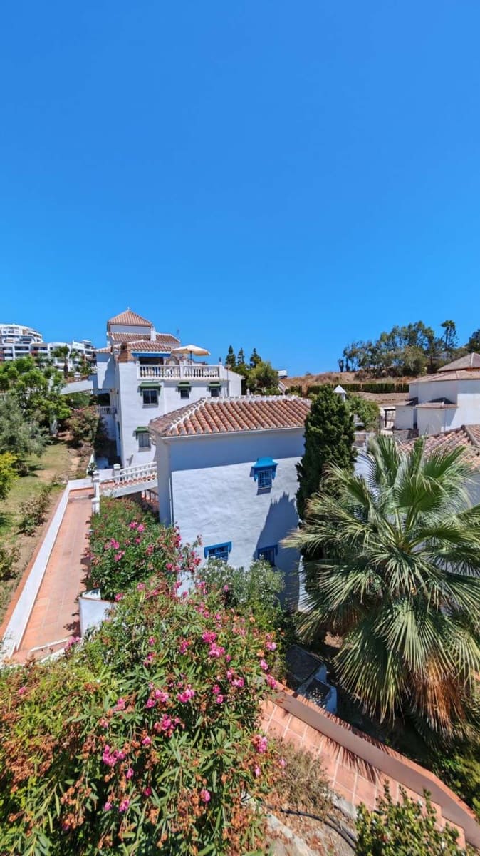 3 bedroom Terraced Villa for sale in Torrox with pool - € 399,000 (Ref: 10031564)