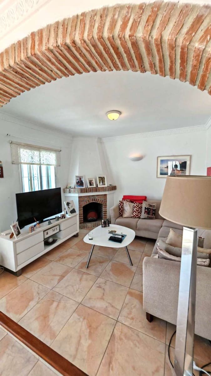 3 bedroom Terraced Villa for sale in Torrox with pool - € 399,000 (Ref: 10031564)