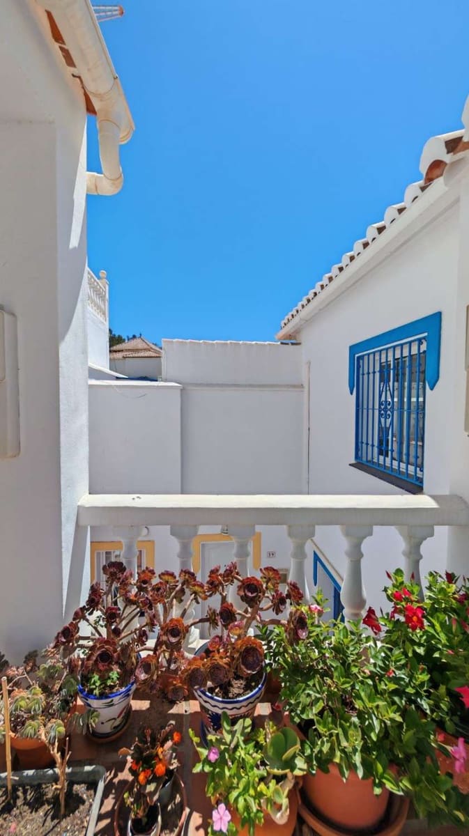 3 bedroom Terraced Villa for sale in Torrox with pool - € 399,000 (Ref: 10031564)