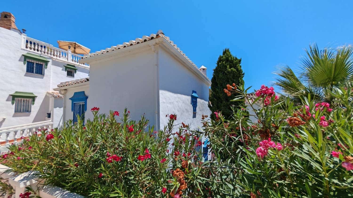 3 bedroom Terraced Villa for sale in Torrox with pool - € 399,000 (Ref: 10031564)