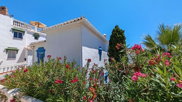 3 bedroom Terraced Villa for sale in Torrox with pool - € 399,000 (Ref: 10031564)