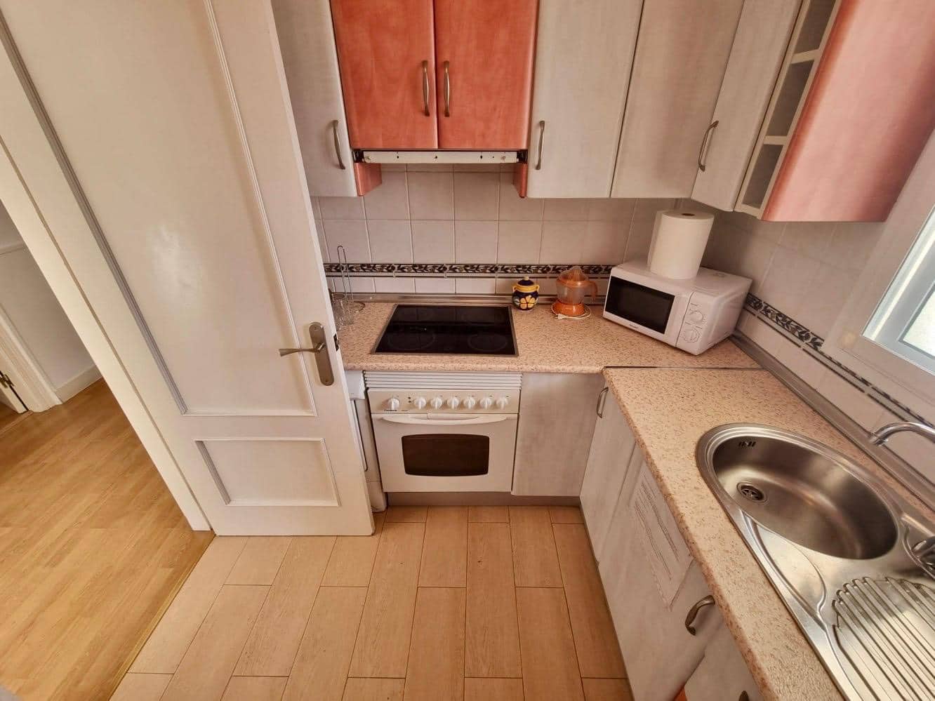 1 Zimmer Apartment zu verkaufen in Nerja mit Pool - 230.000 € (Ref: 10054817)