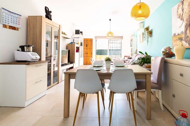2 sovrum Lägenhet till salu i Nerja med pool - 365 000 € (Ref: 10097495)