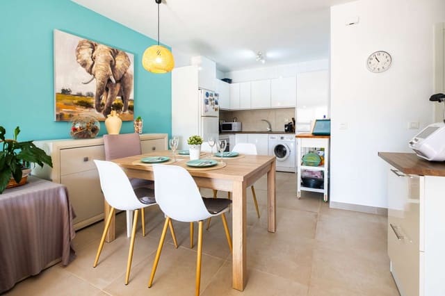 2 sovrum Lägenhet till salu i Nerja med pool - 365 000 € (Ref: 10097495)