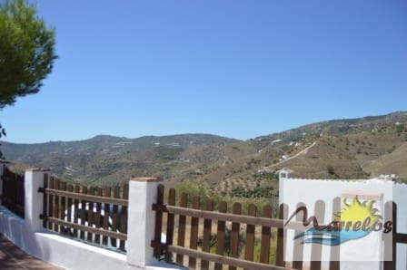 2 soveværelse Bungalow til salg i Frigiliana med swimmingpool - € 340.000 (Ref: 2422504)