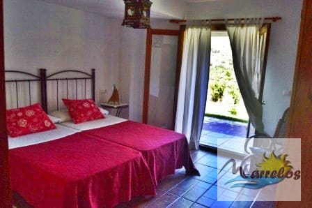 2 soveværelse Bungalow til salg i Frigiliana med swimmingpool - € 340.000 (Ref: 2422504)