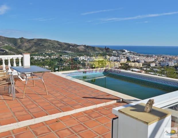 4 soveværelse Villa til salg i Torrox med swimmingpool garage - € 550.000 (Ref: 3285295)