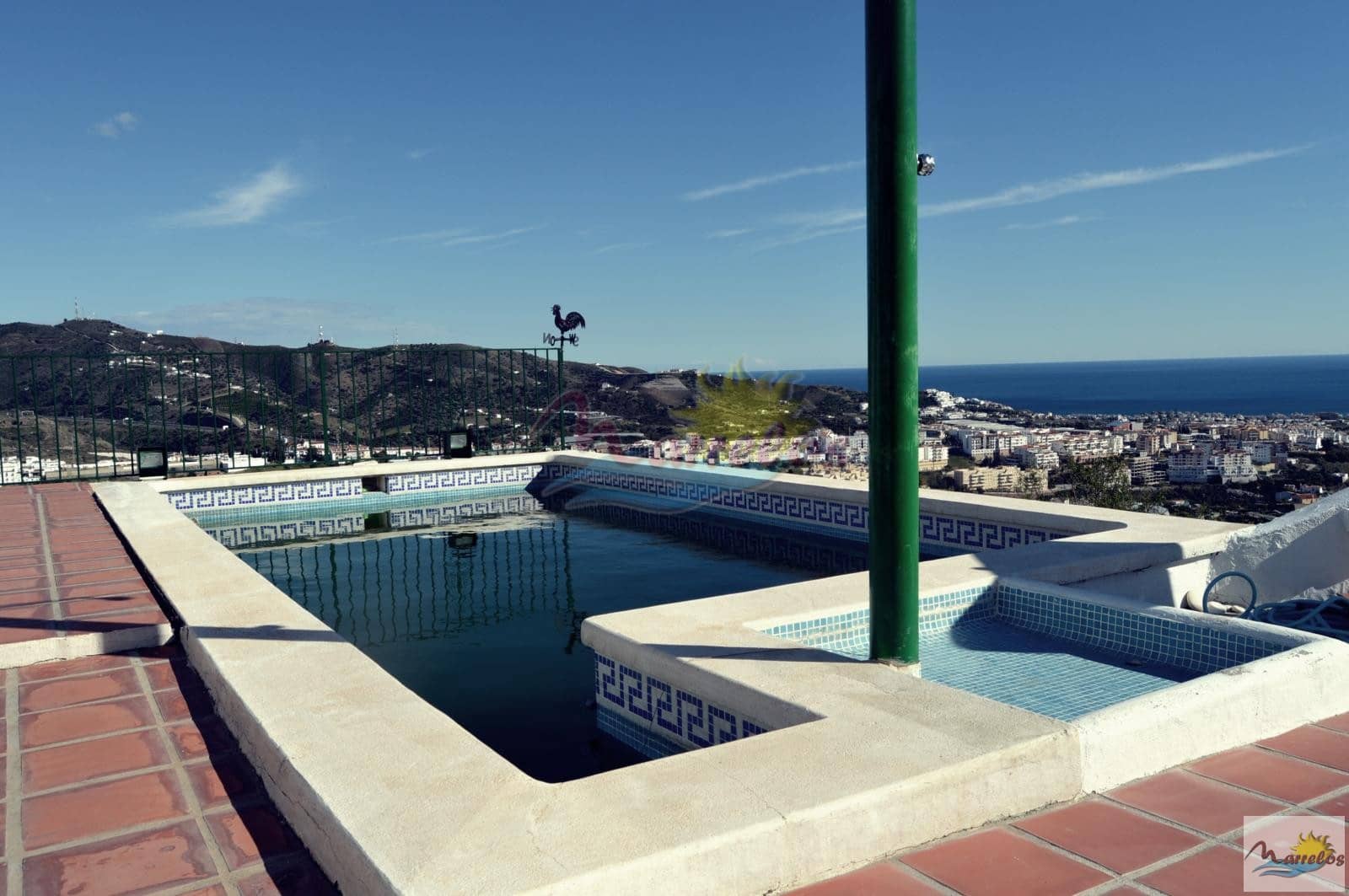4 soveværelse Villa til salg i Torrox med swimmingpool garage - € 550.000 (Ref: 3285295)