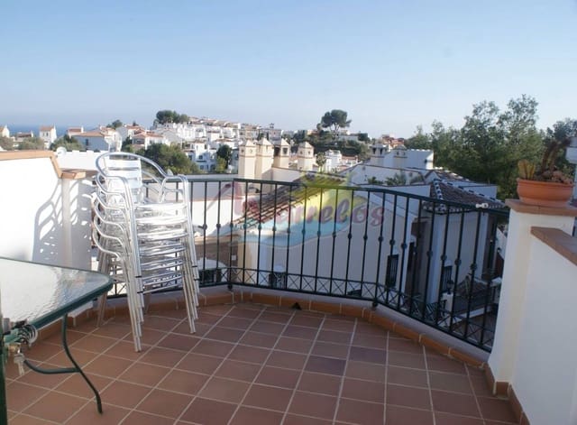 3 soveværelse Rækkehus til salg i Nerja med swimmingpool - € 499.500 (Ref: 3285299)