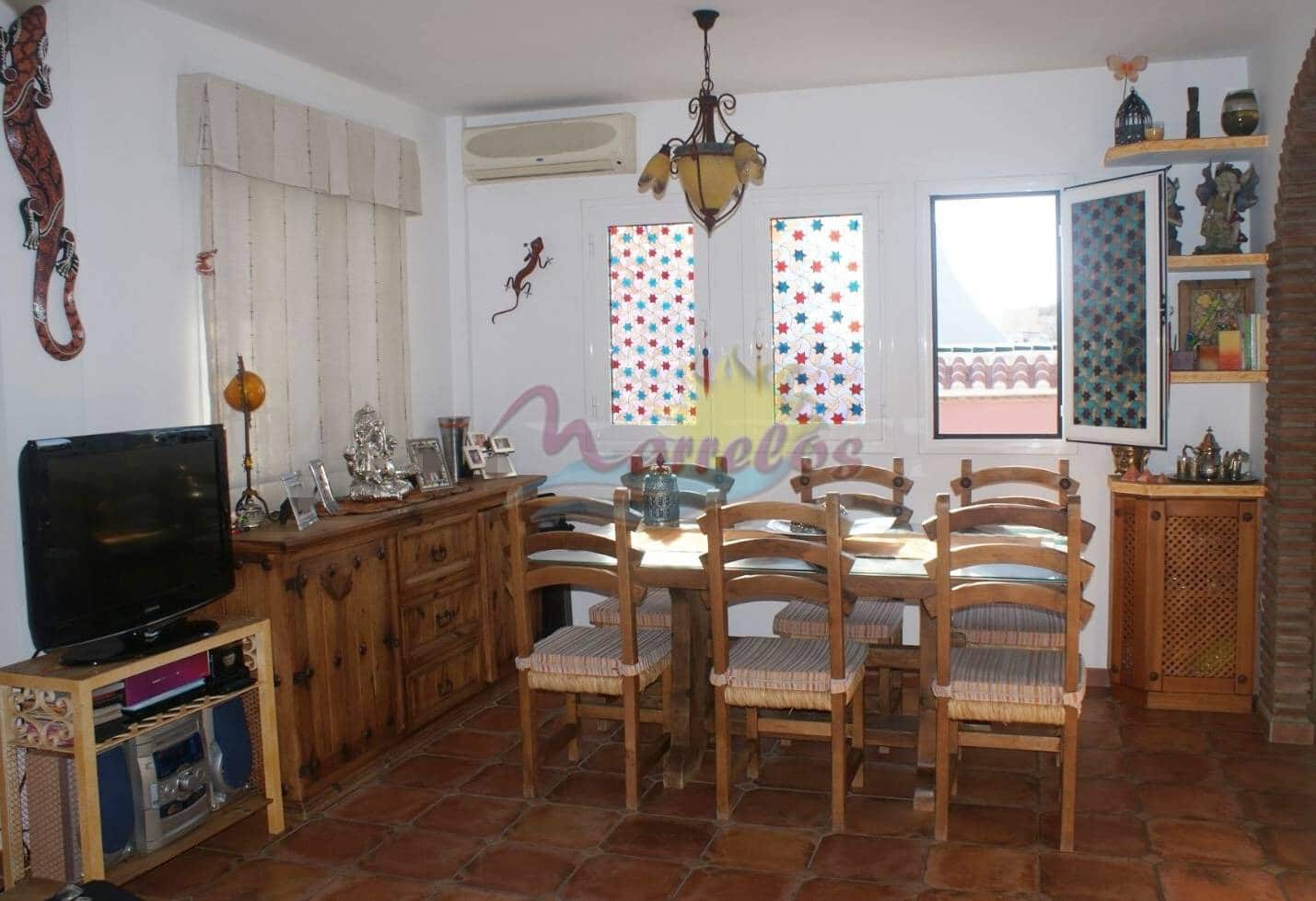 3 soveværelse Rækkehus til salg i Nerja med swimmingpool - € 499.500 (Ref: 3285299)