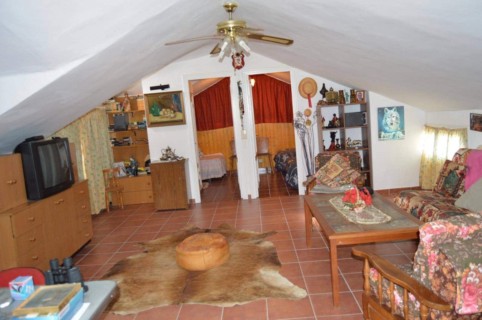 6 makuuhuone Huvila myytävänä paikassa Nerja mukana uima-altaan - 580 000 € (Ref: 3681806)