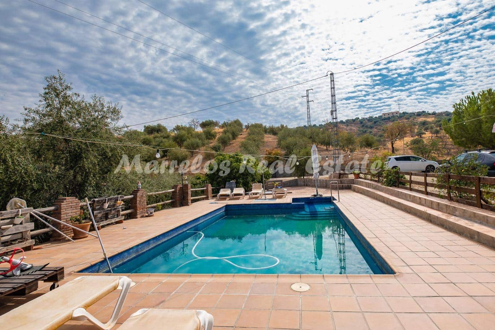 3 soveværelse Byhus til salg i Riogordo med swimmingpool - € 650.000 (Ref: 5974818)