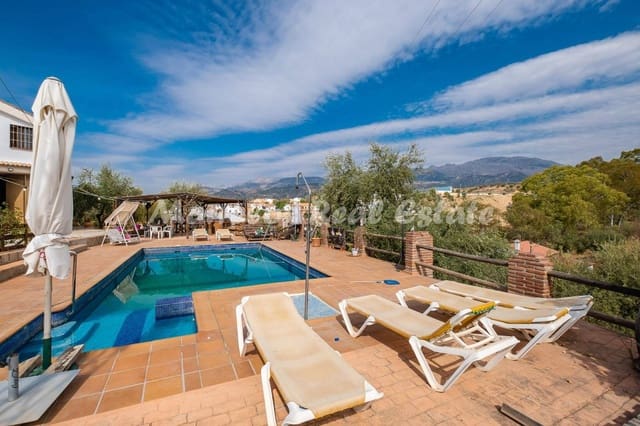 3 soveværelse Byhus til salg i Riogordo med swimmingpool - € 650.000 (Ref: 5974818)