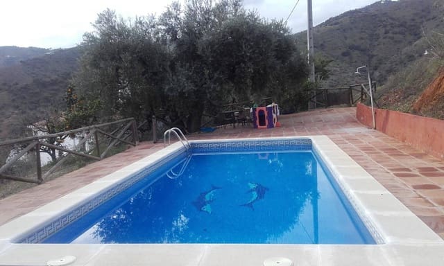 Byhus til salg i Riogordo - € 670.000 (Ref: 6744028)