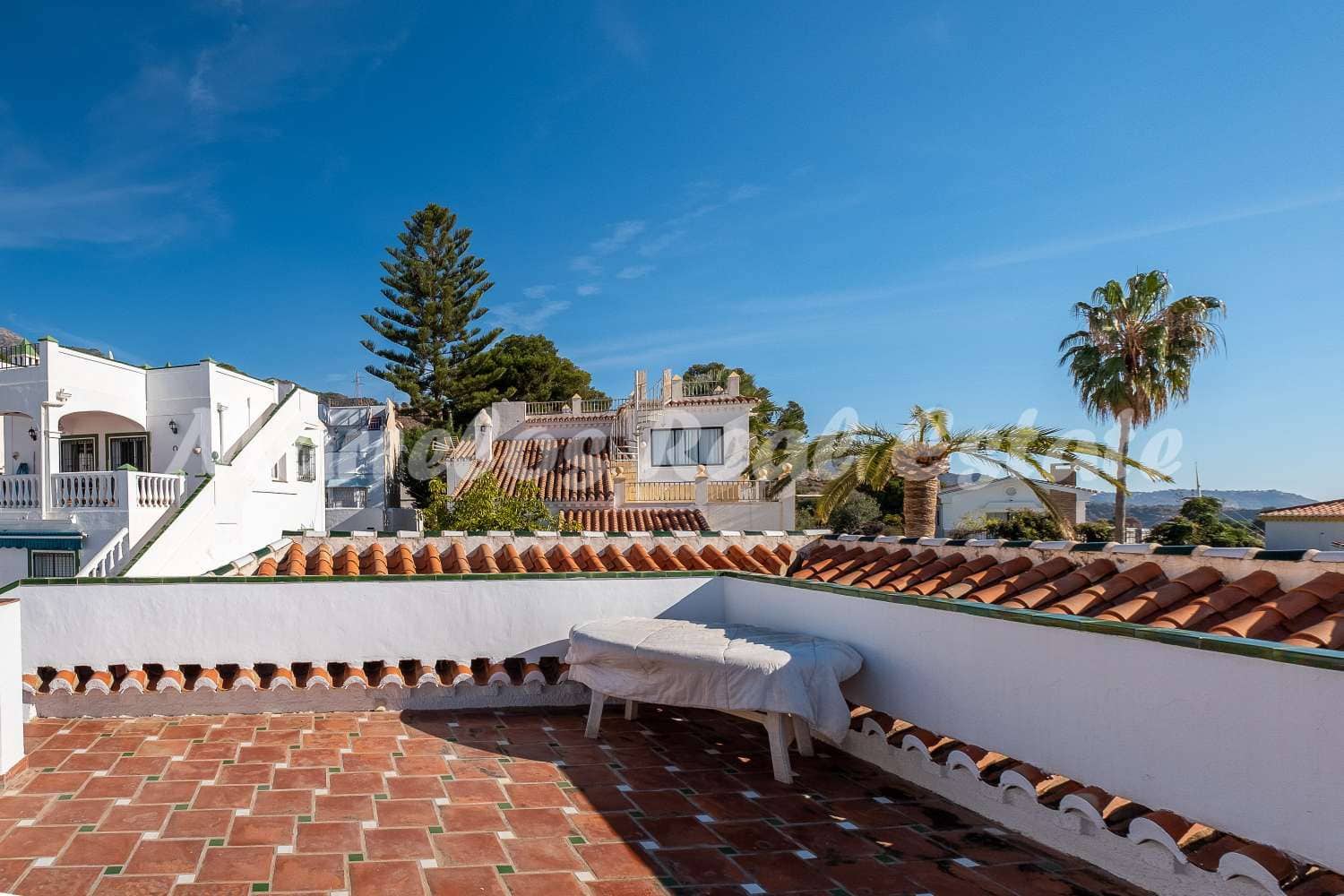 5 sovrum Villa till salu i Nerja - 499 000 € (Ref: 7340178)