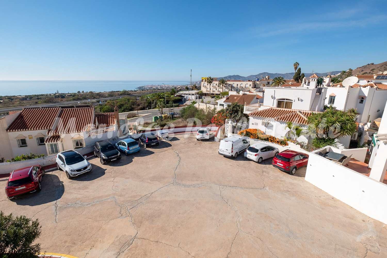 5 sovrum Villa till salu i Nerja - 499 000 € (Ref: 7340178)