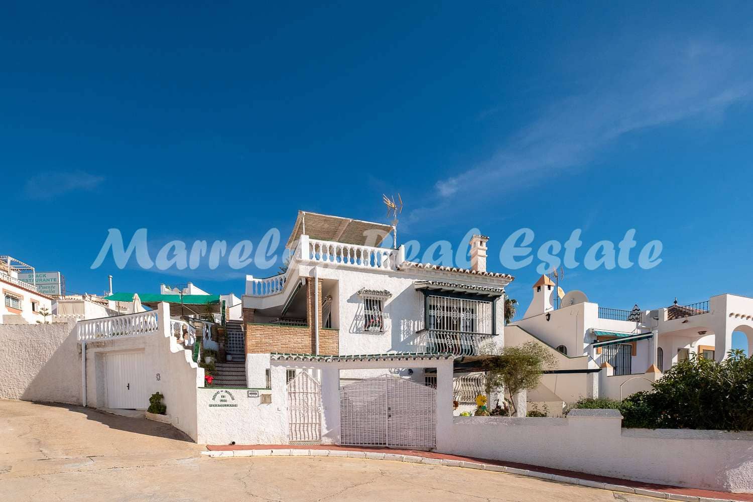 5 sovrum Villa till salu i Nerja - 499 000 € (Ref: 7340178)