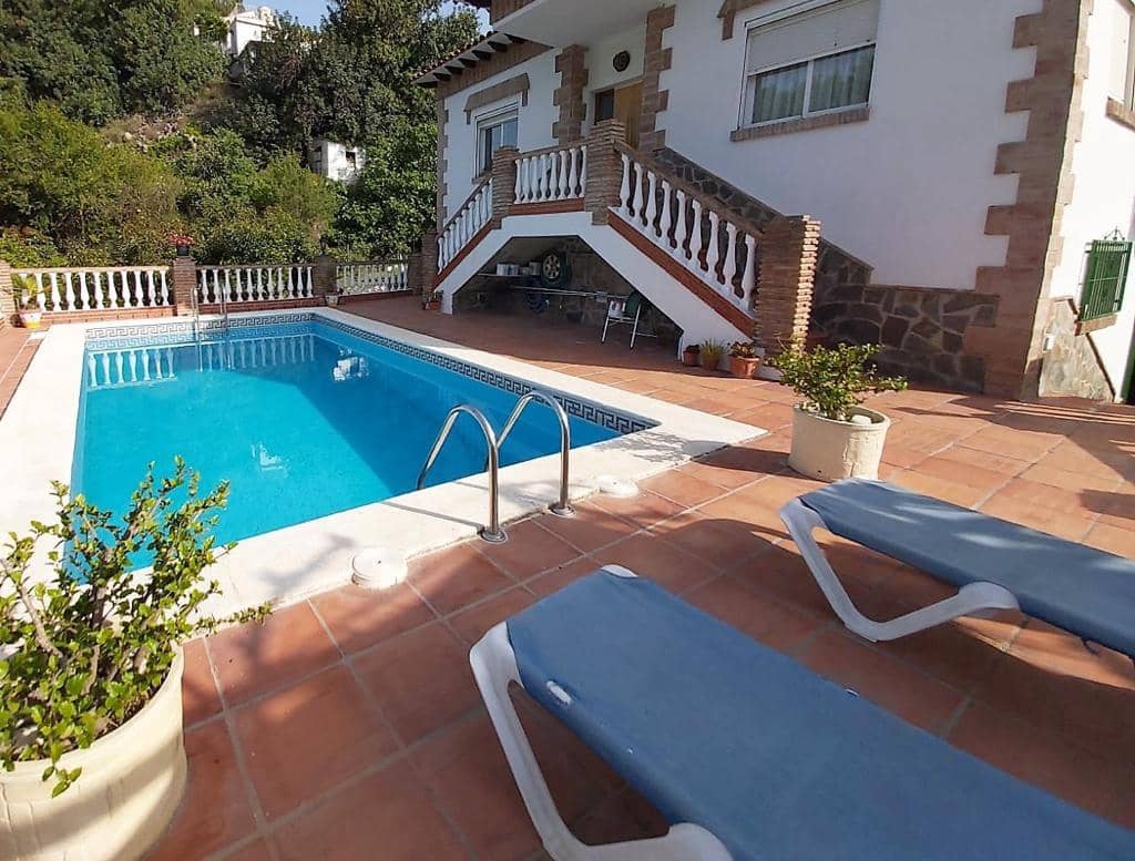 4 camera da letto Finca/Casa di Campagna in vendita in Nerja con piscina - 650.000 € (Rif: 7957279)