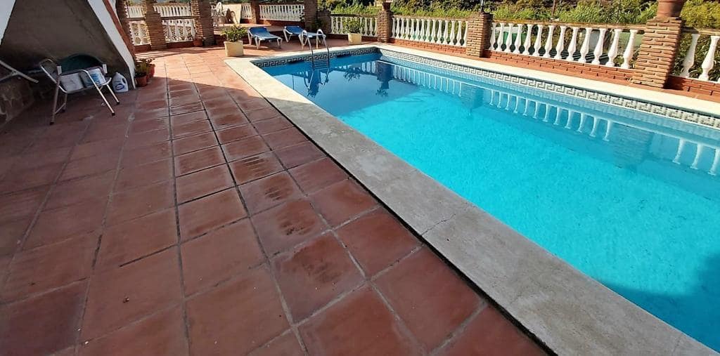 4 camera da letto Finca/Casa di Campagna in vendita in Nerja con piscina - 650.000 € (Rif: 7957279)