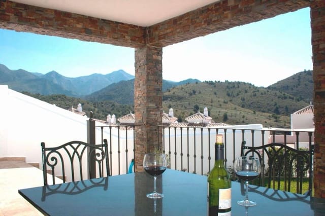 4 sovrum Villa till salu i Frigiliana med pool - 845 000 € (Ref: 8054097)