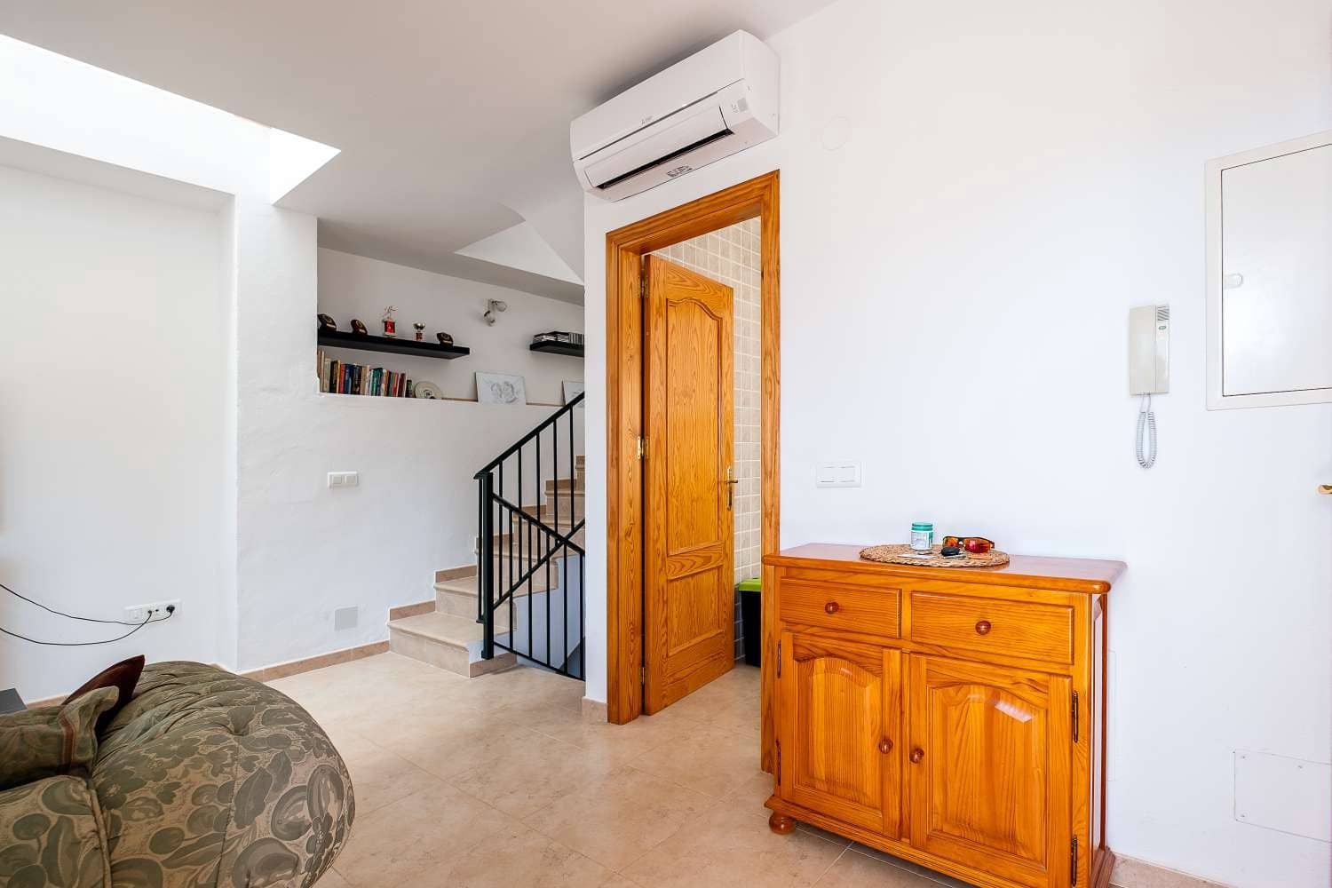 2 soveværelse Semi-Rækkehus til salg i Nerja - € 399.000 (Ref: 8353760)