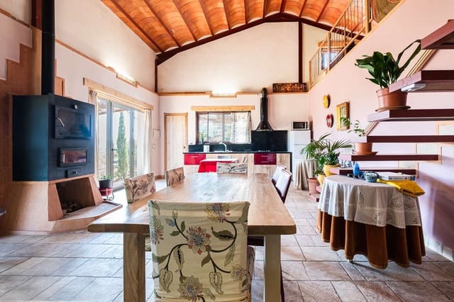 3 sypialnia Finka/Dom wiejski na sprzedaż w Riogordo z basenem garażem - 285 000 € (Ref: 8430249)