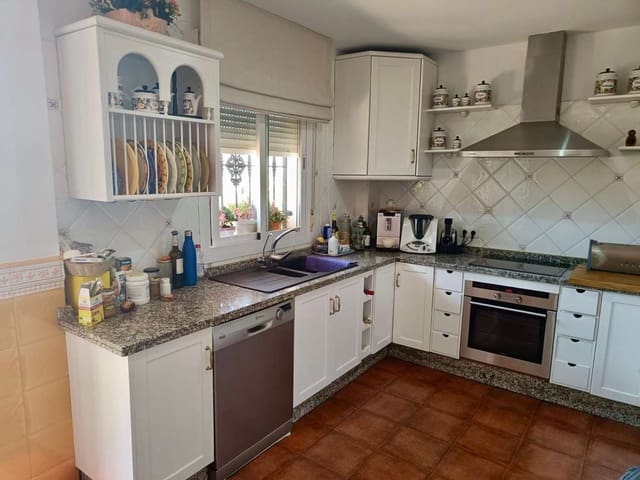 5 soveværelse Villa til salg i Almuñécar med swimmingpool - € 845.000 (Ref: 8590385)