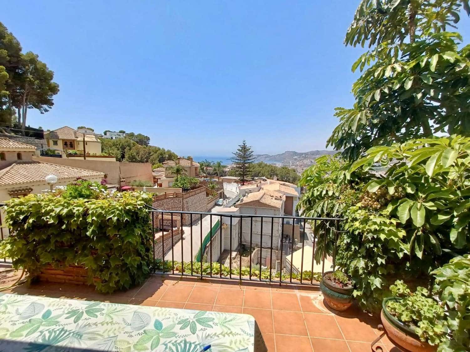 5 soveværelse Villa til salg i Almunecar med swimmingpool - € 845.000 (Ref: 8590385)