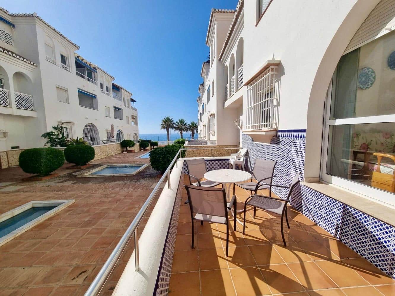 2 bedroom Apartment for sale in Nerja with pool - € 439,000 (Ref: 8912808)