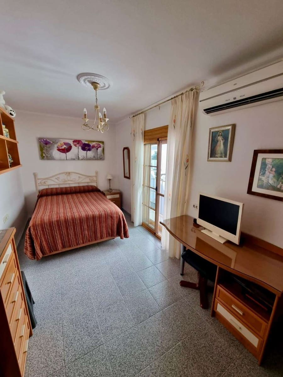 3 sypialnia Dom na sprzedaż w Nerja - 299 000 € (Ref: 8928555)