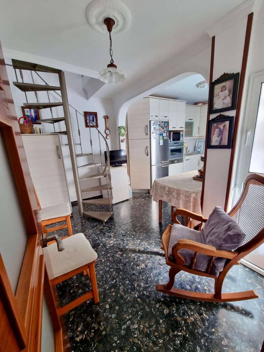 3 sypialnia Dom na sprzedaż w Nerja - 299 000 € (Ref: 8928555)