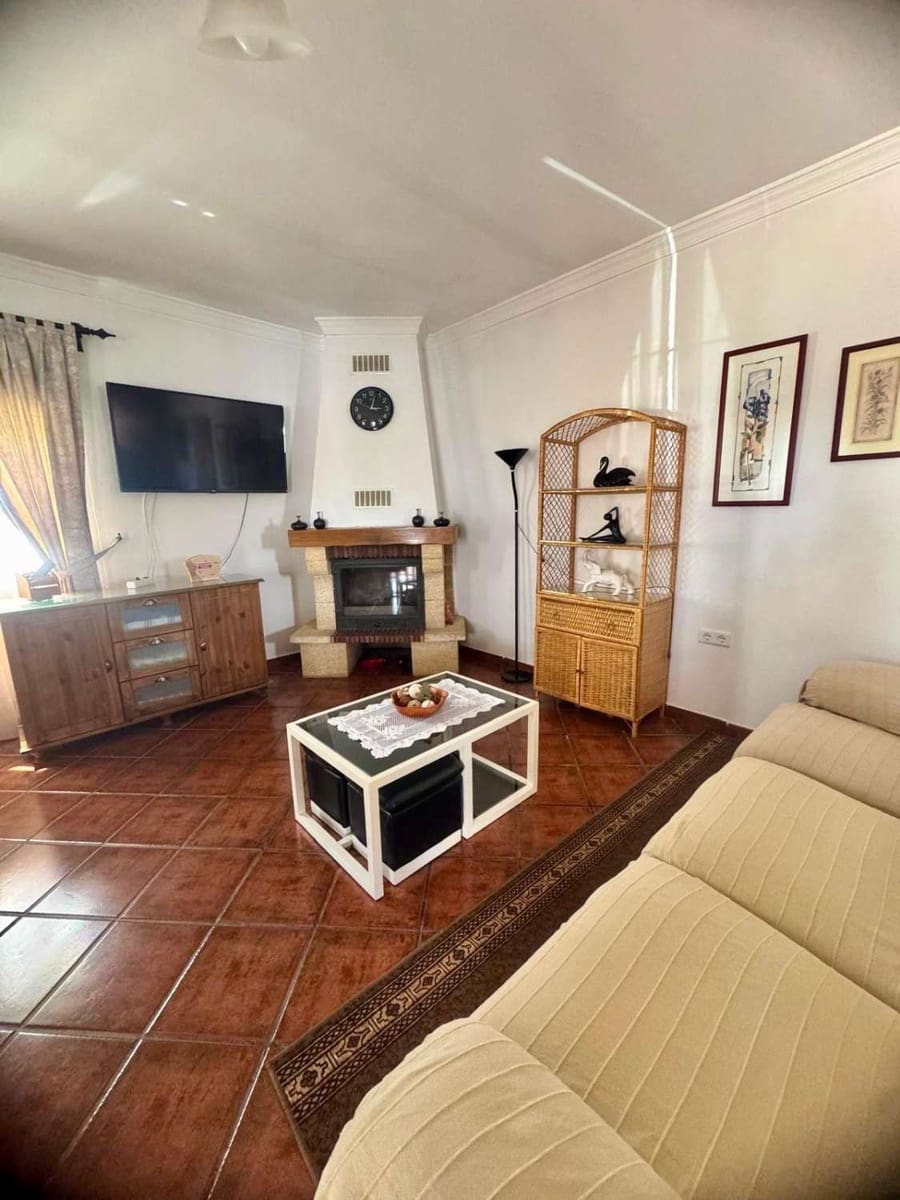 3 sovrum Finca/Hus på landet till salu i Lagos med pool - 578 000 € (Ref: 8942767)