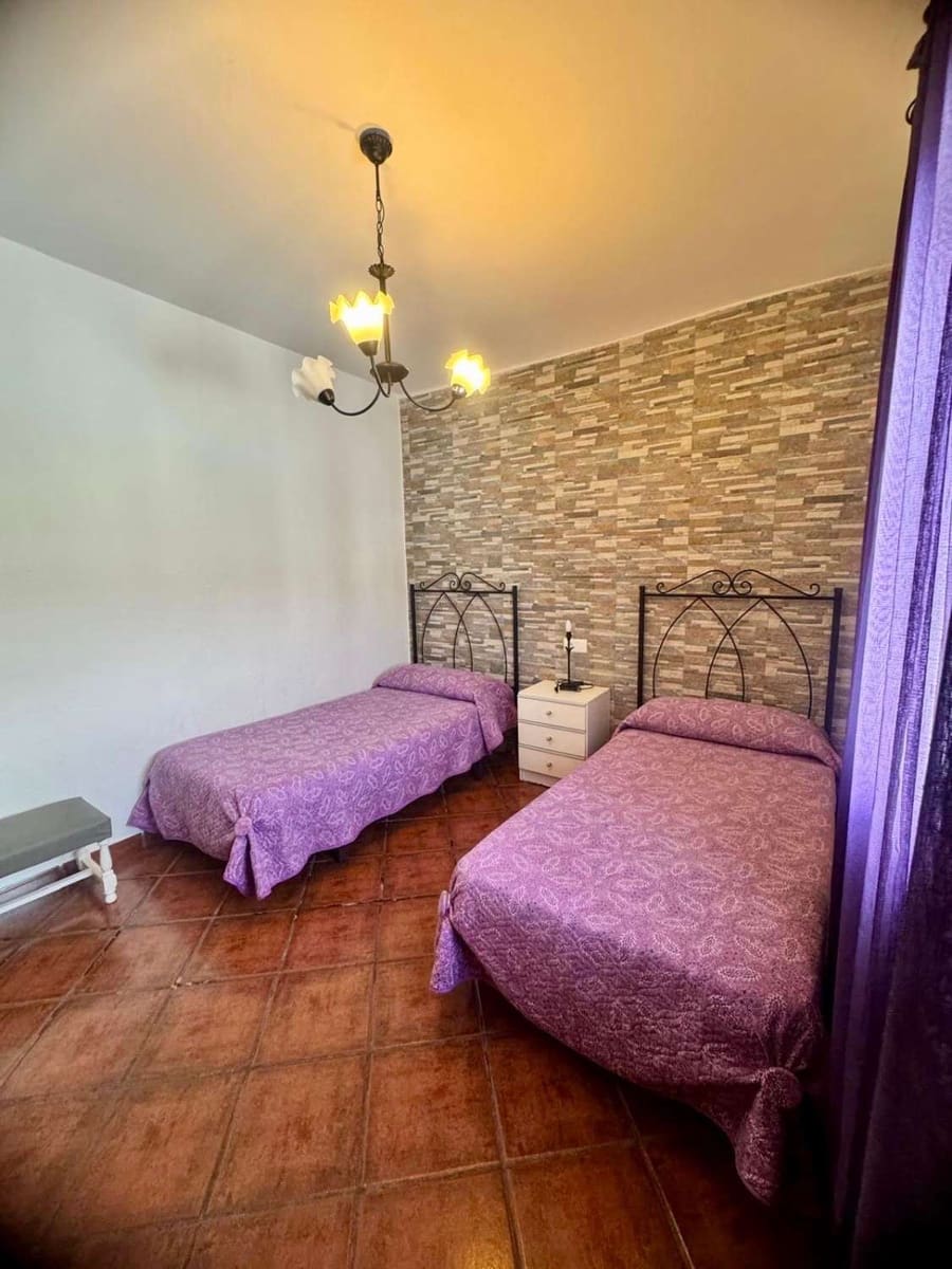 3 sovrum Finca/Hus på landet till salu i Lagos med pool - 578 000 € (Ref: 8942767)