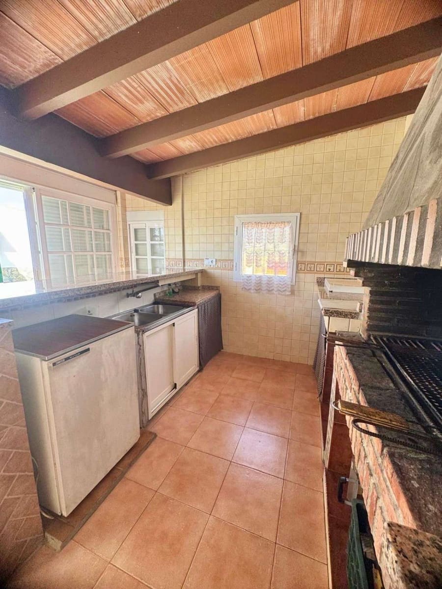 3 sovrum Finca/Hus på landet till salu i Lagos med pool - 578 000 € (Ref: 8942767)