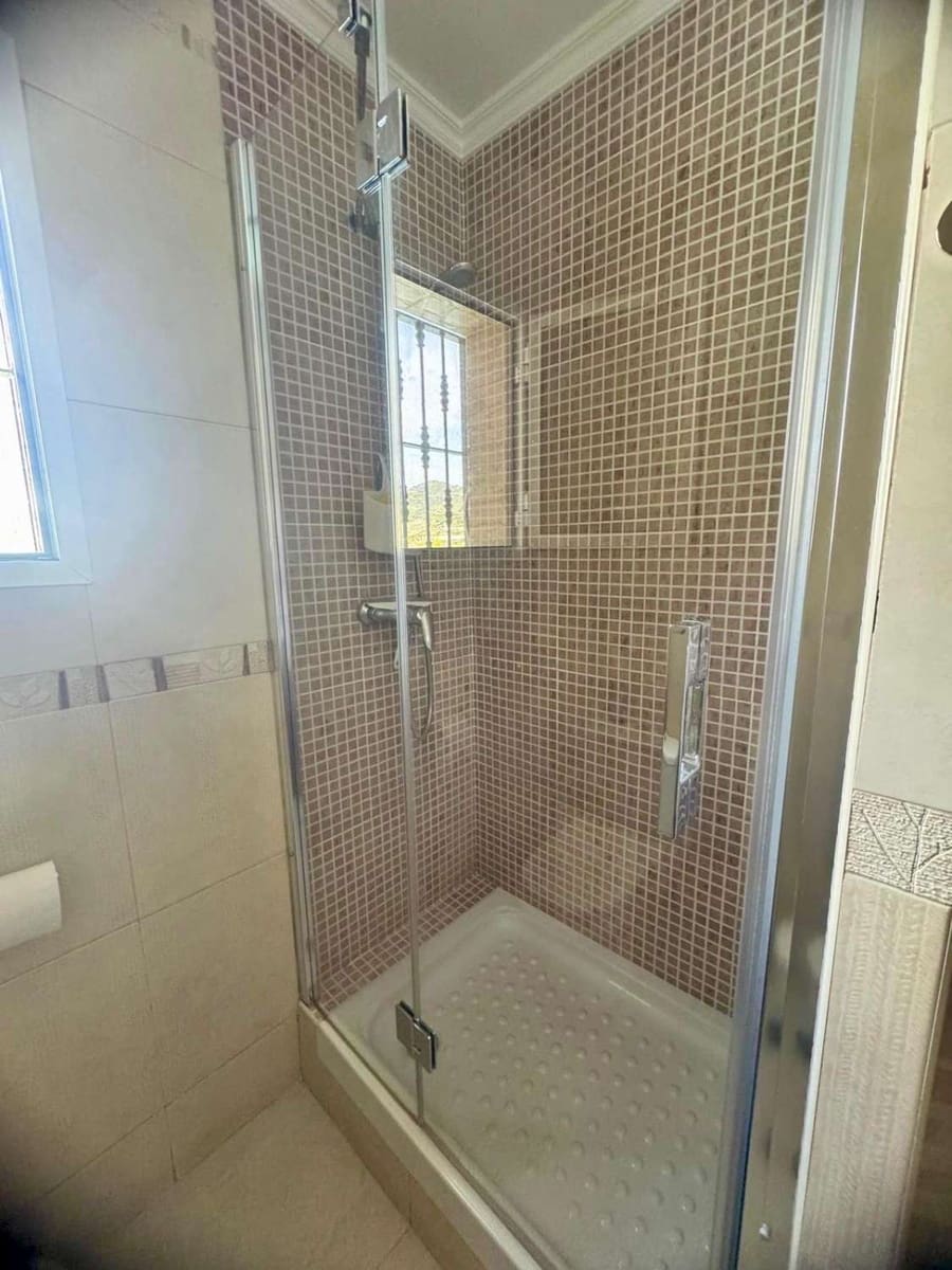 3 sovrum Finca/Hus på landet till salu i Lagos med pool - 578 000 € (Ref: 8942767)