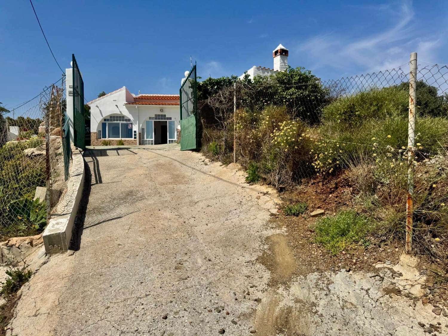 3 sovrum Finca/Hus på landet till salu i Lagos med pool - 578 000 € (Ref: 8942767)