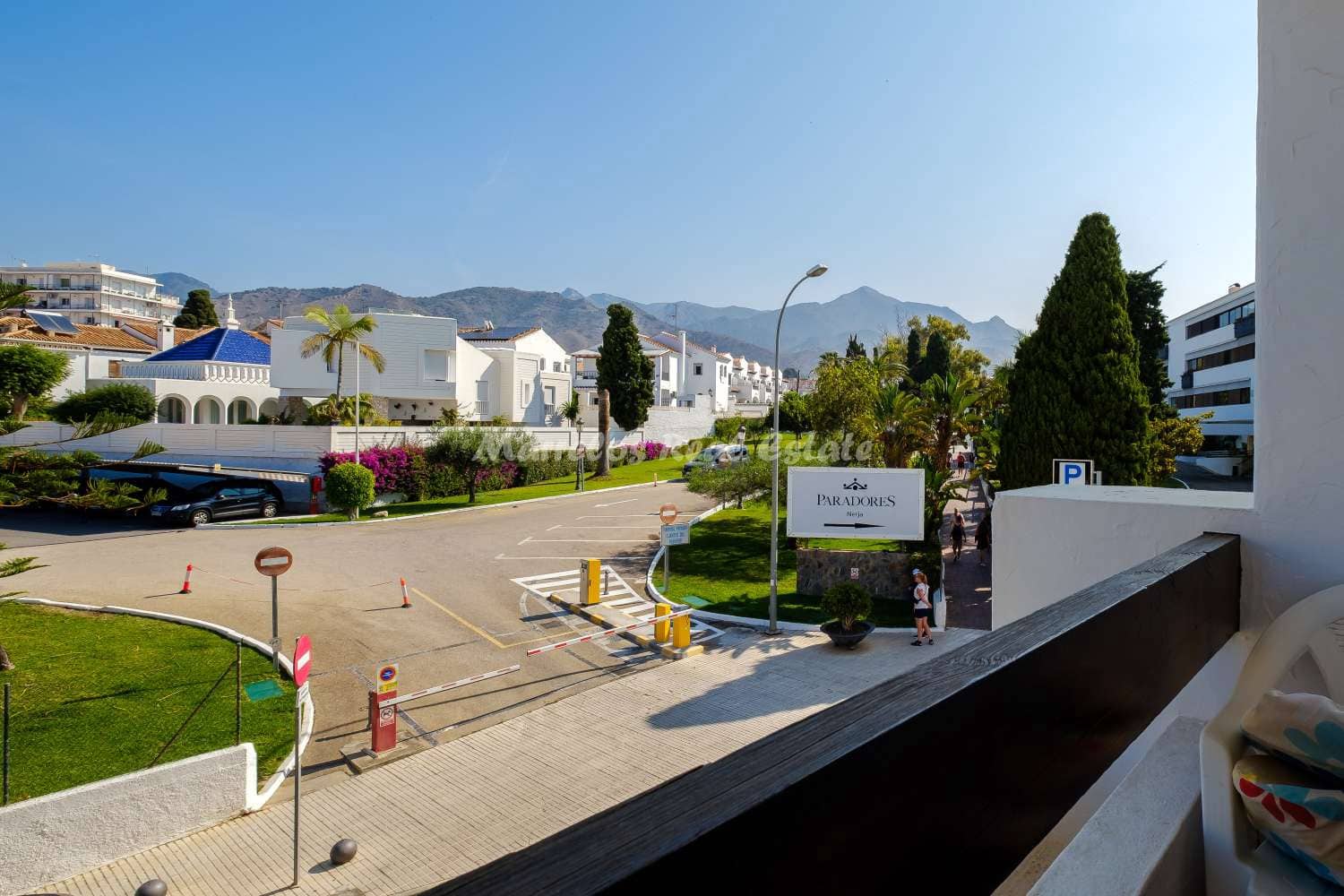 2 bedroom Apartment for sale in Nerja with pool - € 499,000 (Ref: 9042049)