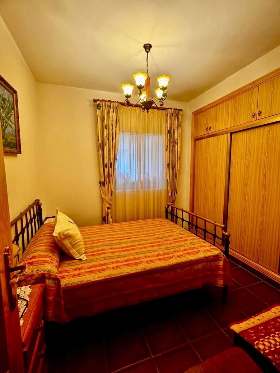 4 quarto Moradia em Banda para venda em Torrox com piscina - 490 000 € (Ref: 9074909)